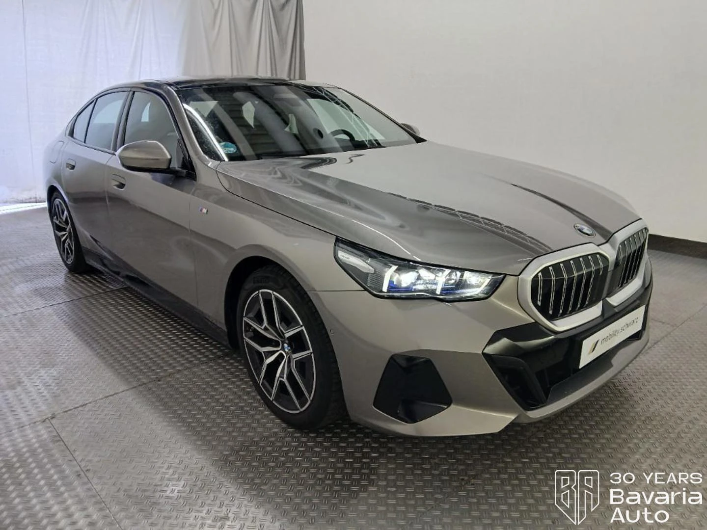 BMW 520 d xDrive M Sport Paket, снимка 4 - Автомобили и джипове - 55153123