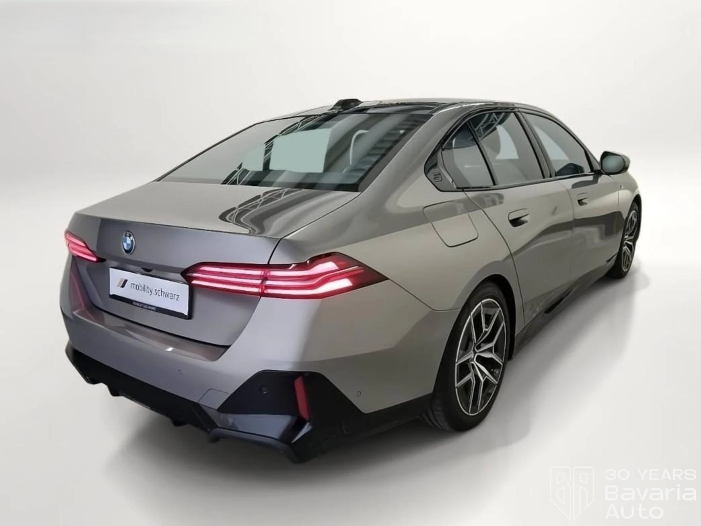 BMW 520 d xDrive M Sport Paket, снимка 3 - Автомобили и джипове - 55153123