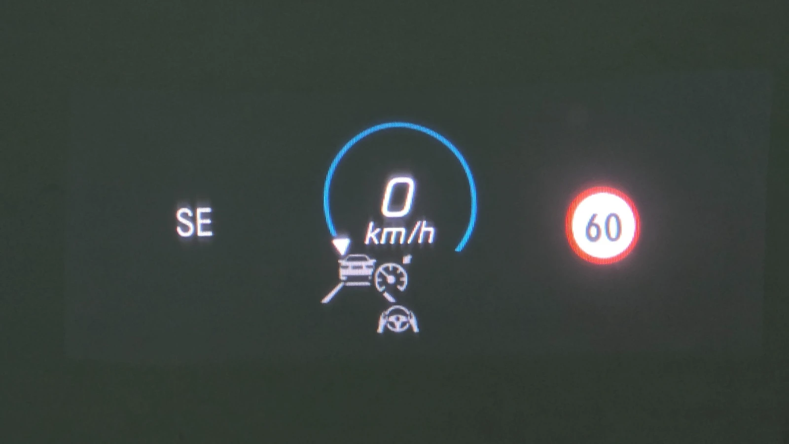 Mercedes-Benz E 220 4MATIC | AMG Line | HUD | 360, снимка 11 - Автомобили и джипове - 55171927