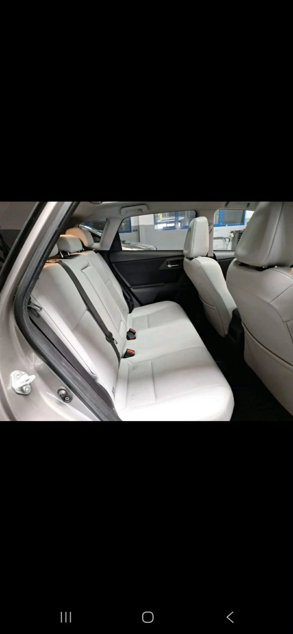 Toyota Auris 1.8 Hybrid, снимка 7 - Автомобили и джипове - 55218091