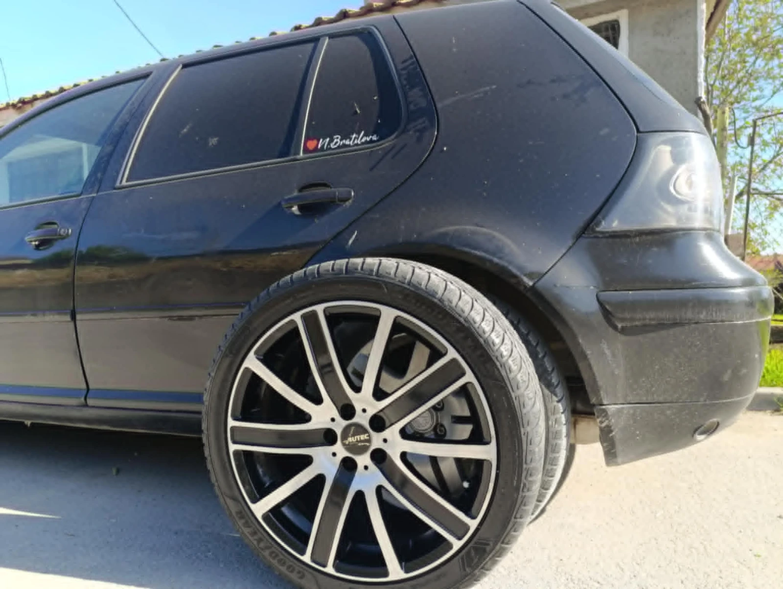 VW Golf 1.8Т газов инжекцион, снимка 14 - Автомобили и джипове - 55252681