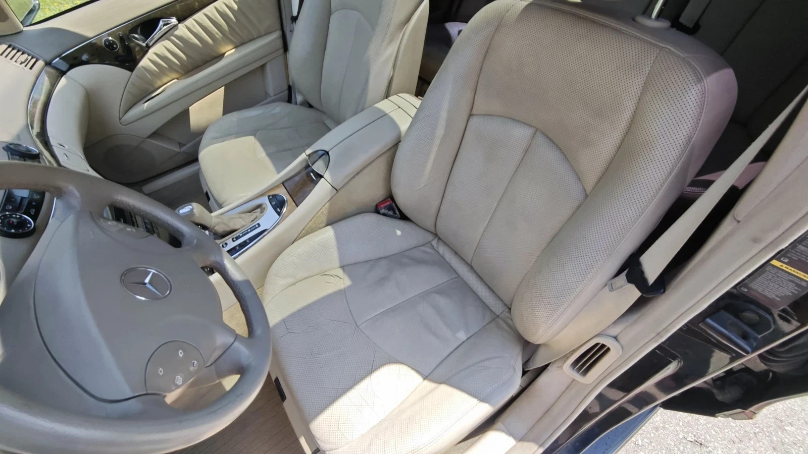 Mercedes-Benz E 500, снимка 14 - Автомобили и джипове - 55331871