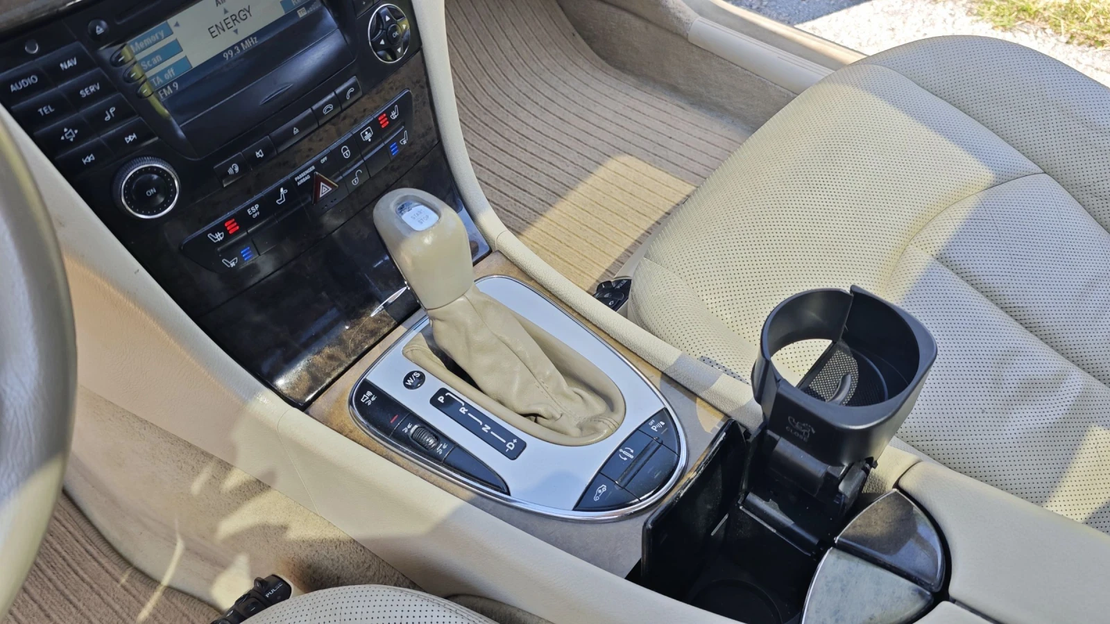 Mercedes-Benz E 500, снимка 10 - Автомобили и джипове - 55331871