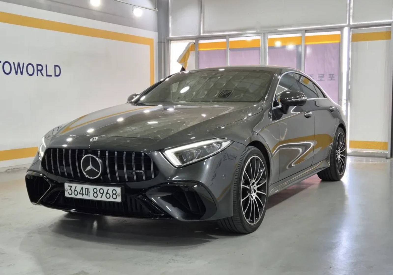 Mercedes-Benz CLS 450 63 AMG STYLE / BURMESTER / HUD / ПАНОРАМА / CARBON, снимка 2 - Автомобили и джипове - 55434405