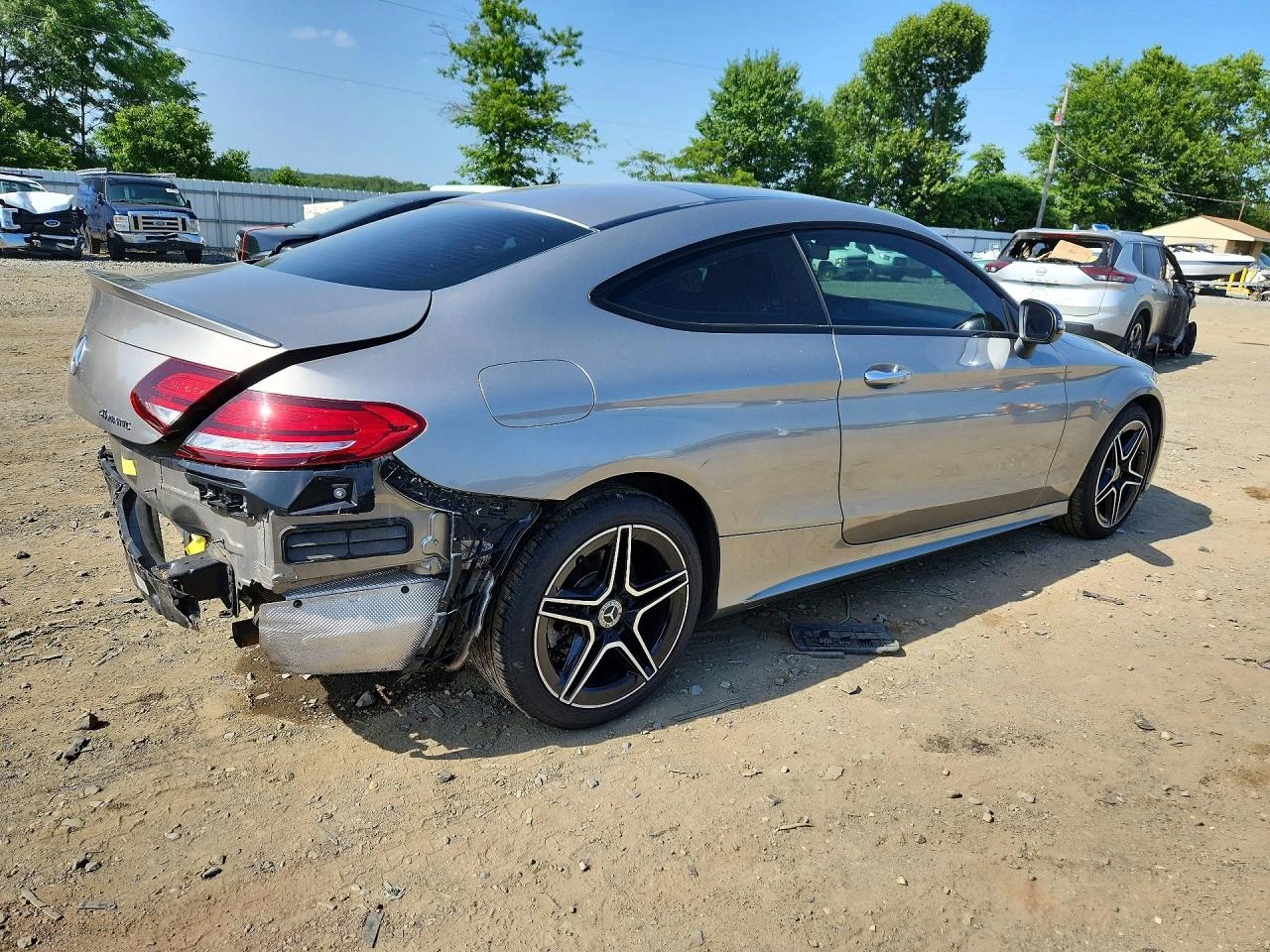 Mercedes-Benz C 300 4MATIC* AMG-LINE* BURMESTER* КАМЕРА* ПОДГРЕВ* , снимка 5 - Автомобили и джипове - 55722782