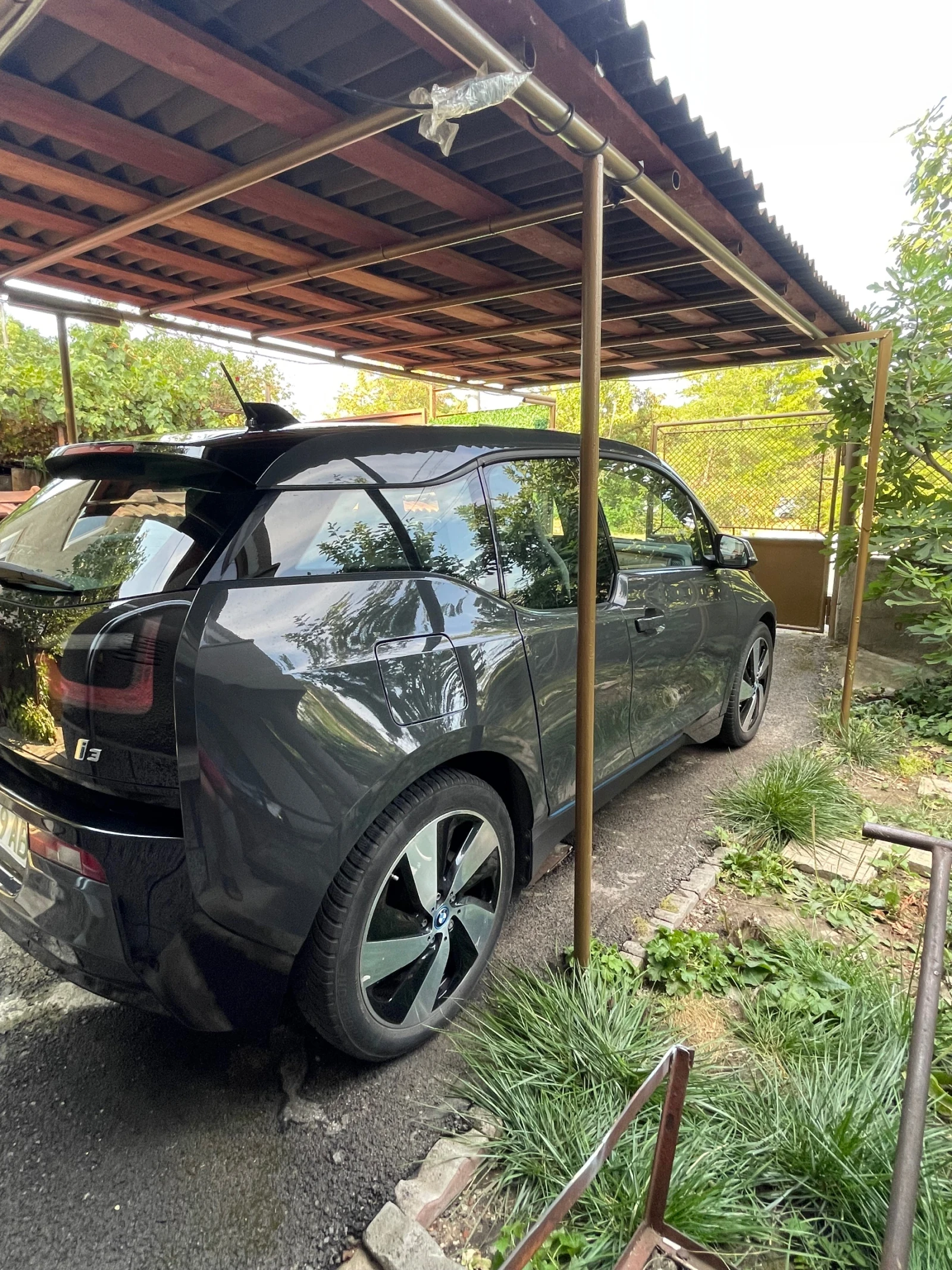 BMW i3 60ah термопомпа, подгрев, самопаркиране , снимка 5 - Автомобили и джипове - 55838398