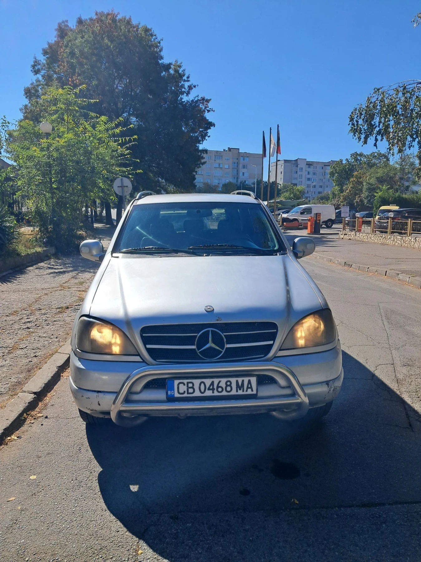 Mercedes-Benz 320