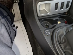 Dacia Duster 1.6 I 105 KS GPL LAUREATE, снимка 11