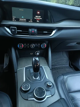 Alfa Romeo Stelvio 280 Hp Panorama 4x4, снимка 13