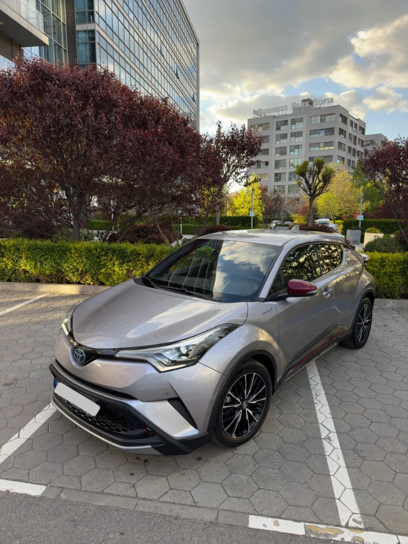 Toyota C-HR Гаранционна /От Тойота/Без инциденти LUXURY, снимка 4 - Автомобили и джипове - 51918363