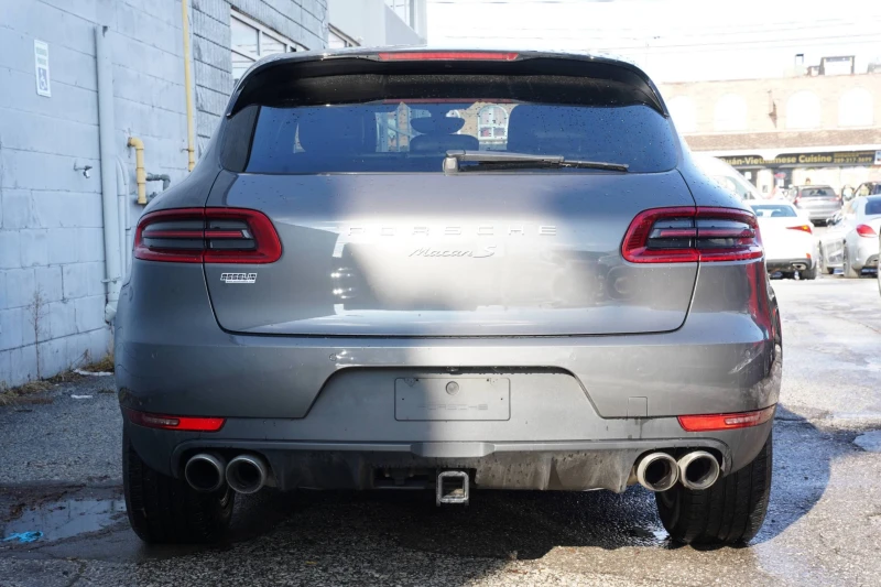 Porsche Macan S  С РЕГИСТРАЦИЯ & АВТО КРЕДИТ, снимка 2 - Автомобили и джипове - 53260171