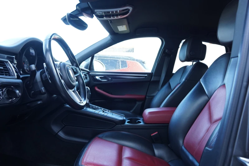Porsche Macan S  С РЕГИСТРАЦИЯ & АВТО КРЕДИТ, снимка 5 - Автомобили и джипове - 53260171