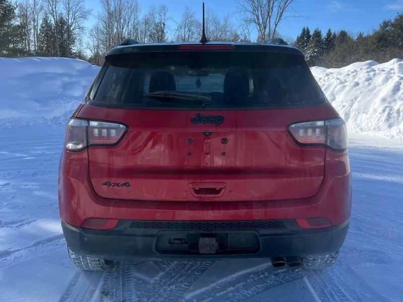 Jeep Compass * Altitude * CARFAX * БЕЗ ПЪРВОНАЧАЛНА ВНОСКА, снимка 4 - Автомобили и джипове - 53294058