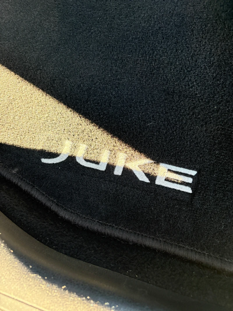 Nissan Juke 1.5 дизел (facelift), снимка 12 - Автомобили и джипове - 53448393