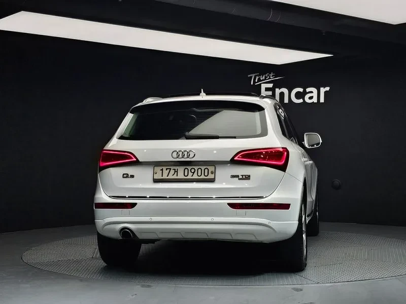 Audi Q5 3.0 TDI Quattro, снимка 4 - Автомобили и джипове - 55130937