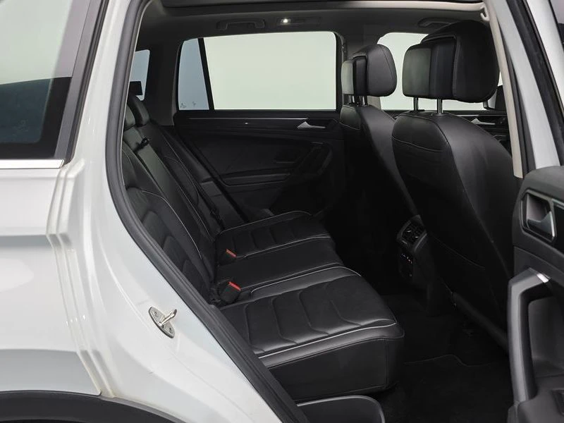 VW Tiguan 2.0 TDI 4Motion Prestige| 150к.с., снимка 11 - Автомобили и джипове - 56199869