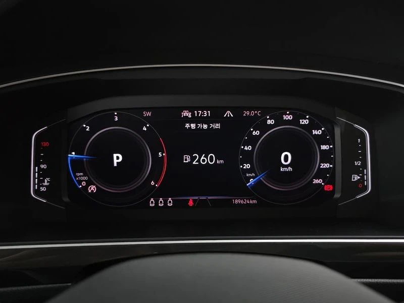 VW Tiguan 2.0 TDI 4Motion Prestige| 150к.с., снимка 8 - Автомобили и джипове - 56199869