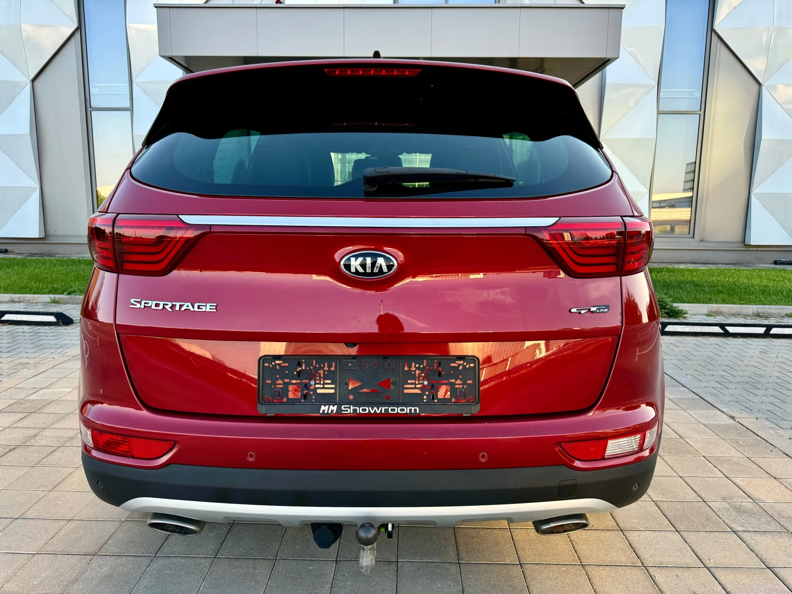 Kia Sportage GT-LINE-4X4-ОБДУХВАНЕ-ПАНОРАМА-КАМЕРА-ПАМЕТ-JBL- - изображение 6