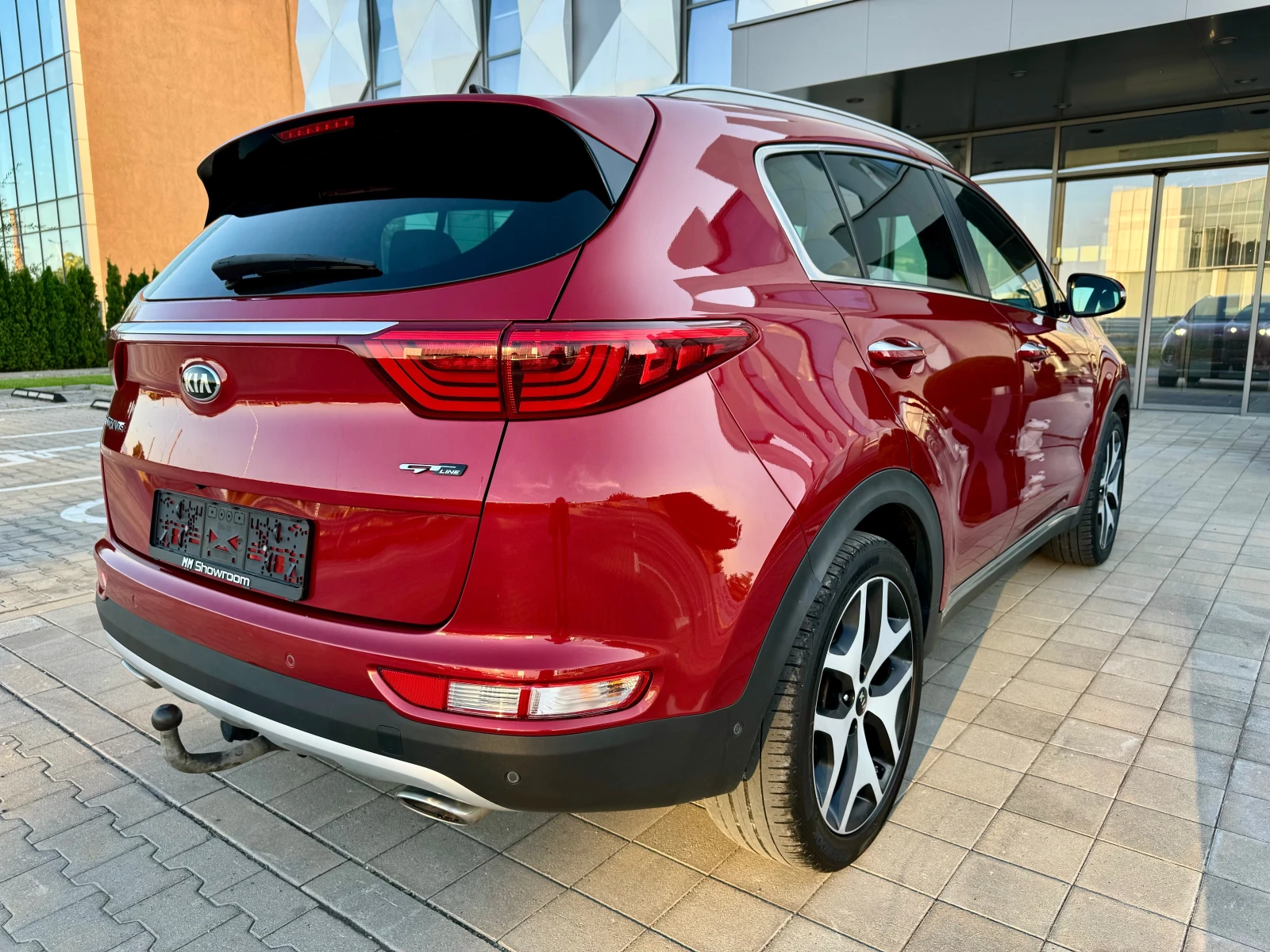 Kia Sportage GT-LINE-4X4-ОБДУХВАНЕ-ПАНОРАМА-КАМЕРА-ПАМЕТ-JBL- - изображение 5