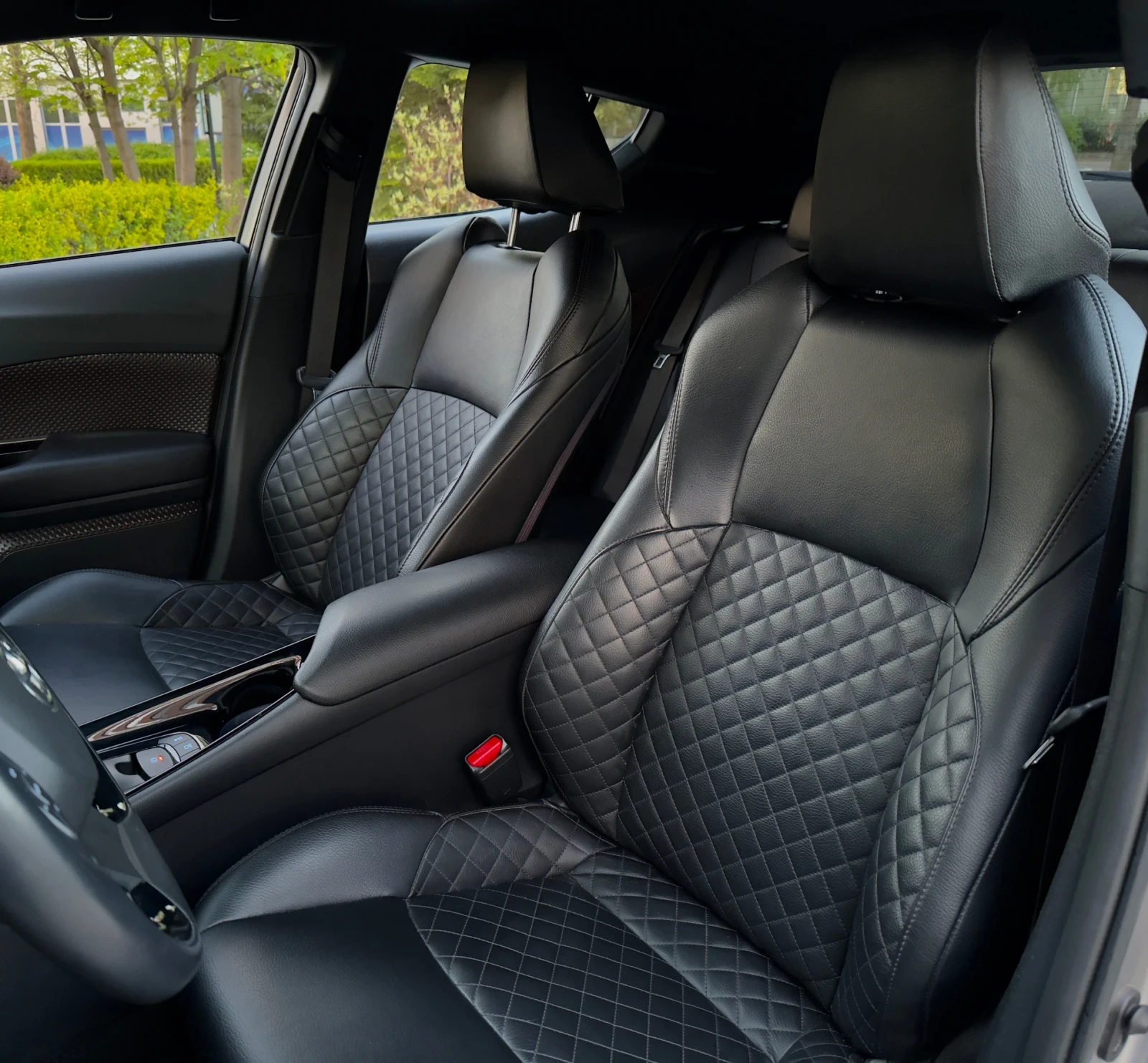 Toyota C-HR Гаранционна /От Тойота/Без инциденти LUXURY - изображение 8