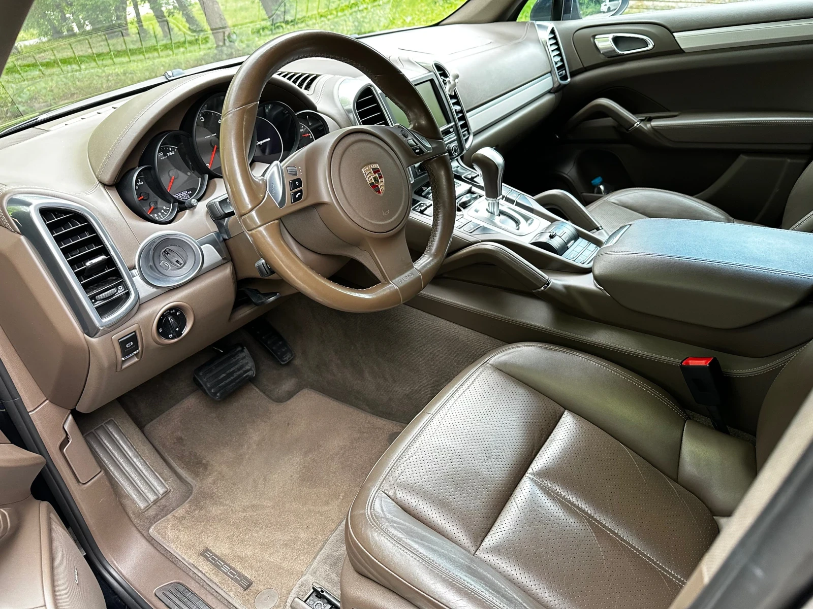 Porsche Cayenne  - изображение 8