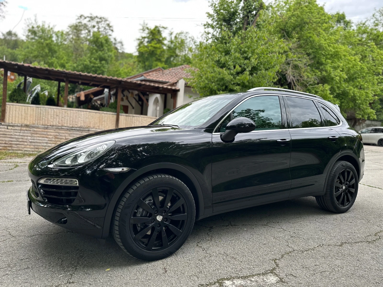 Porsche Cayenne  - изображение 2