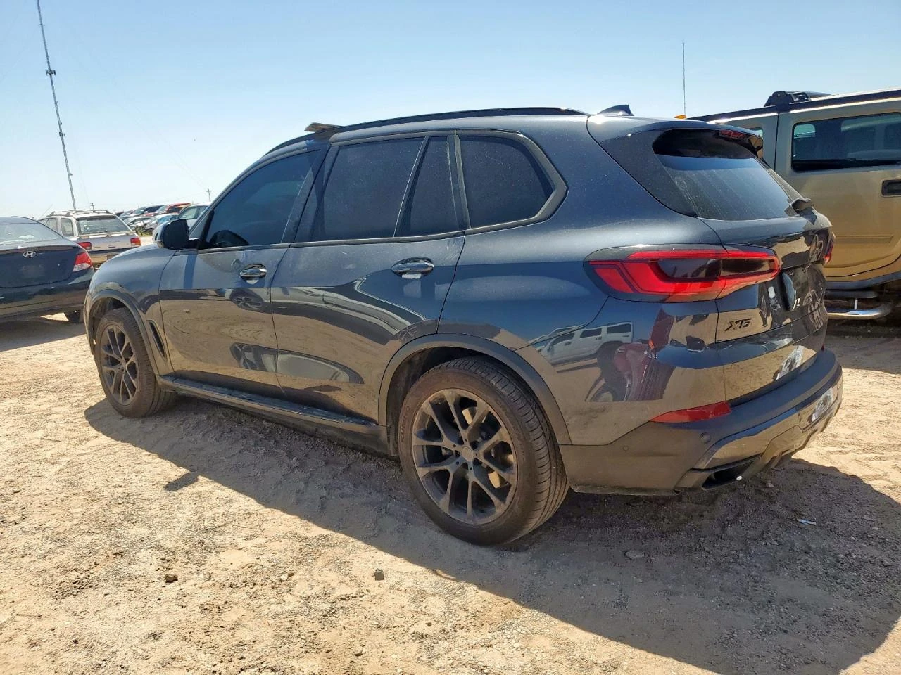 BMW X5 XDRIVE50I * КЛИП НА ДВИГАТЕЛ* * ЛИЗИНГ*  - изображение 3