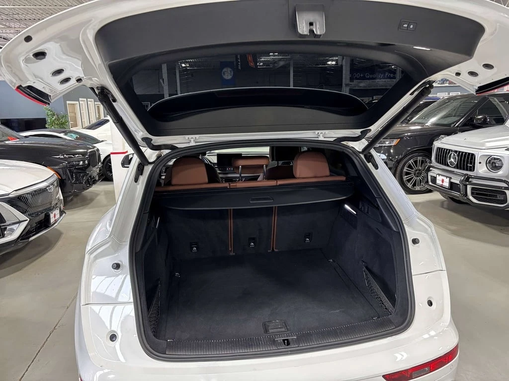 Audi Q5 * quattro Premium * CARFAX * ЦЕНА ДО БГ - изображение 6