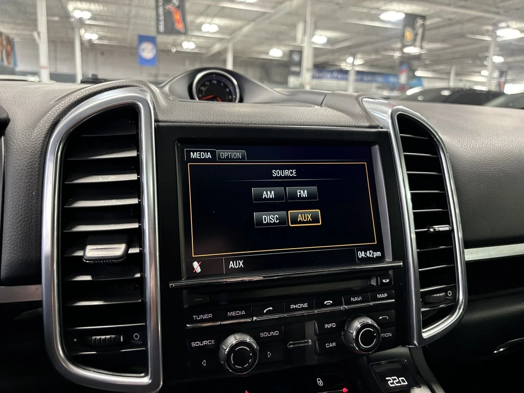 Porsche Cayenne Tiptronic| AWD| NAV| LEATHER| SUNROOF| BACKUPCAMER | Mobile.bg � ����������� 13