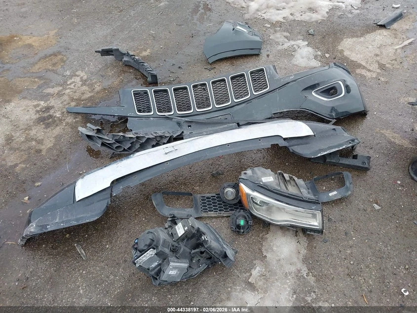 Jeep Grand cherokee 3.6L V-6 DOHC, VVT, 290HP 4X4 Drive, снимка 12 - Автомобили и джипове - 53989693