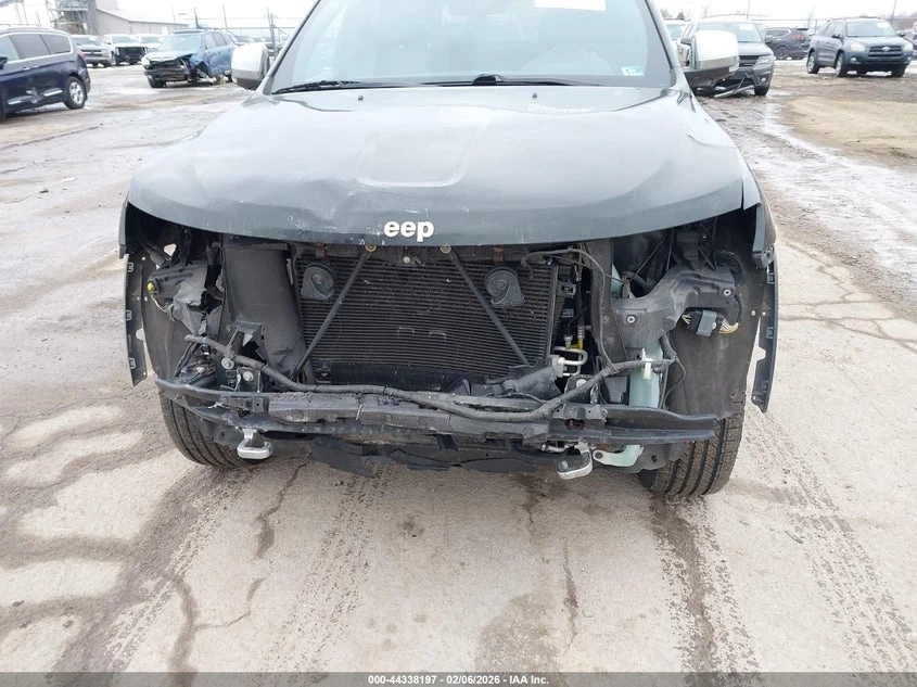 Jeep Grand cherokee 3.6L V-6 DOHC, VVT, 290HP 4X4 Drive, снимка 6 - Автомобили и джипове - 53989693