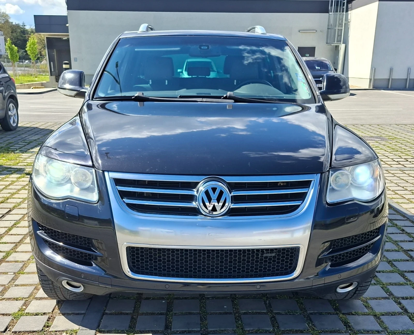 VW Touareg 3.0 TDI. , снимка 3 - Автомобили и джипове - 54285658
