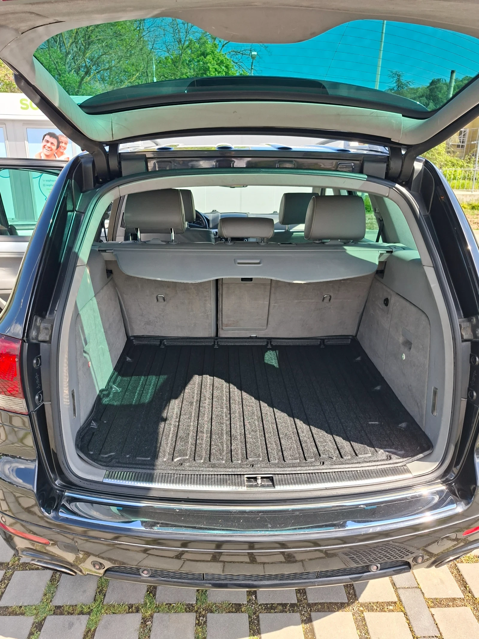 VW Touareg 3.0 TDI. , снимка 11 - Автомобили и джипове - 54285658