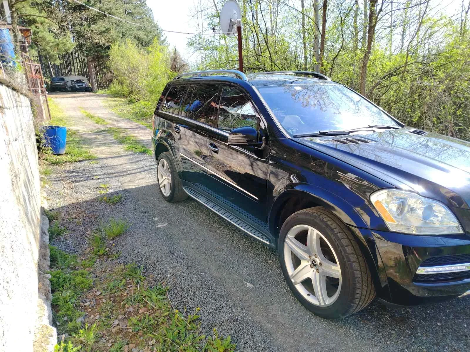 Mercedes-Benz GL 550, снимка 3 - Автомобили и джипове - 54313930