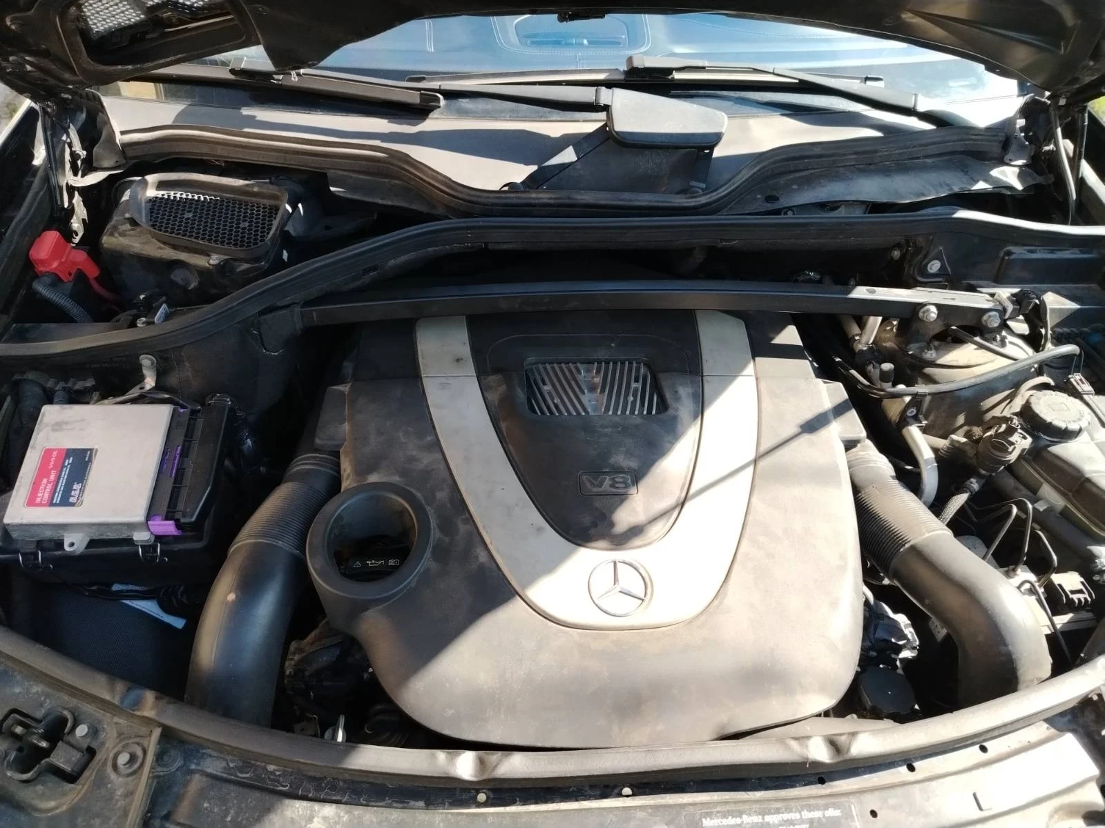 Mercedes-Benz GL 550, снимка 11 - Автомобили и джипове - 54313930