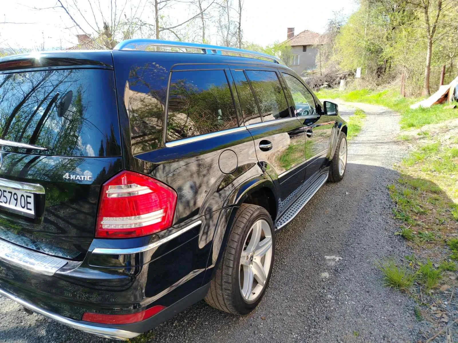 Mercedes-Benz GL 550, снимка 6 - Автомобили и джипове - 54313930