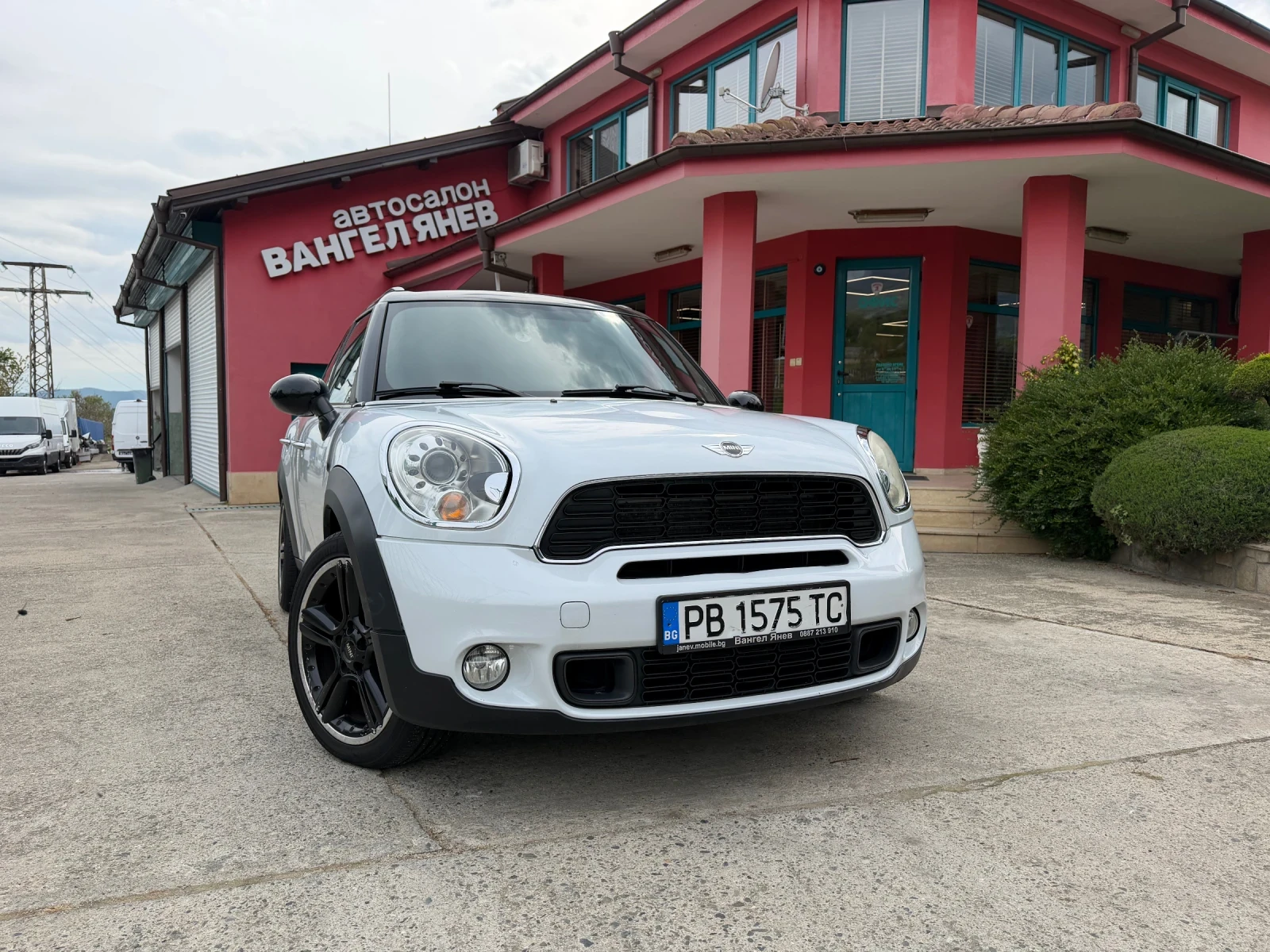 Mini Countryman S ALL4, снимка 3 - Автомобили и джипове - 54355415