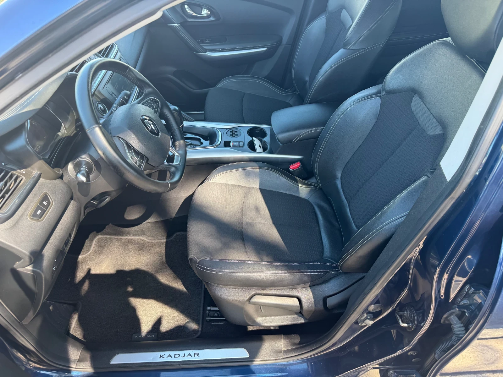 Renault Kadjar Автоматик, снимка 13 - Автомобили и джипове - 54598348