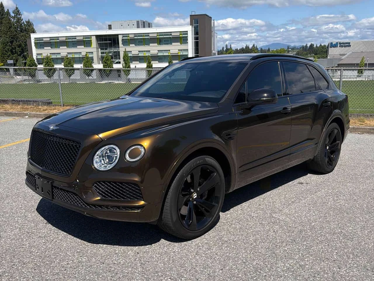 Bentley Bentayga V8| PANO| 360| CARFAX| 