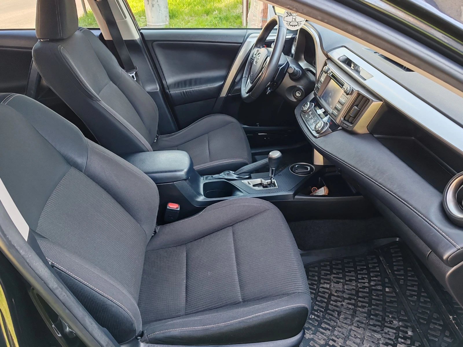Toyota Rav4 2.2 150к, снимка 12 - Автомобили и джипове - 54900122