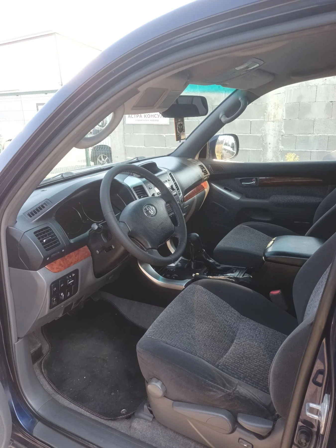 Toyota Land cruiser 3.0d4d, снимка 6 - Автомобили и джипове - 56121992