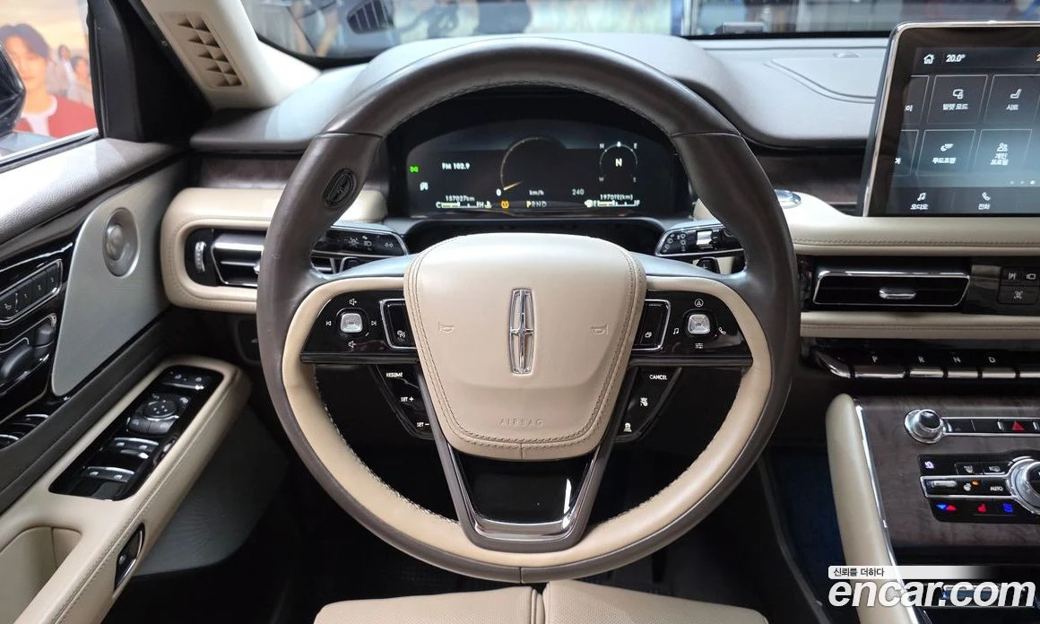 Lincoln Aviator 3.0 Reserve  AWD, снимка 13 - Автомобили и джипове - 56123138