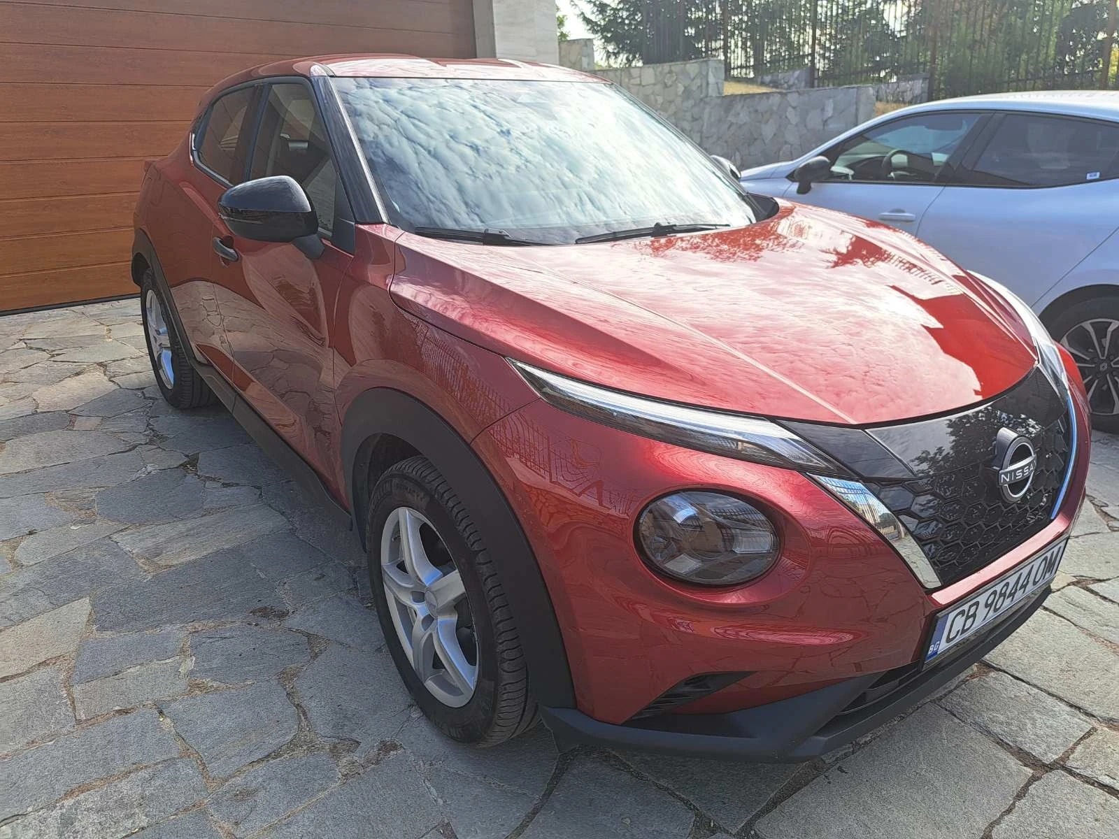 Nissan Juke 1.6 хибрид, снимка 8 - Автомобили и джипове - 56255547