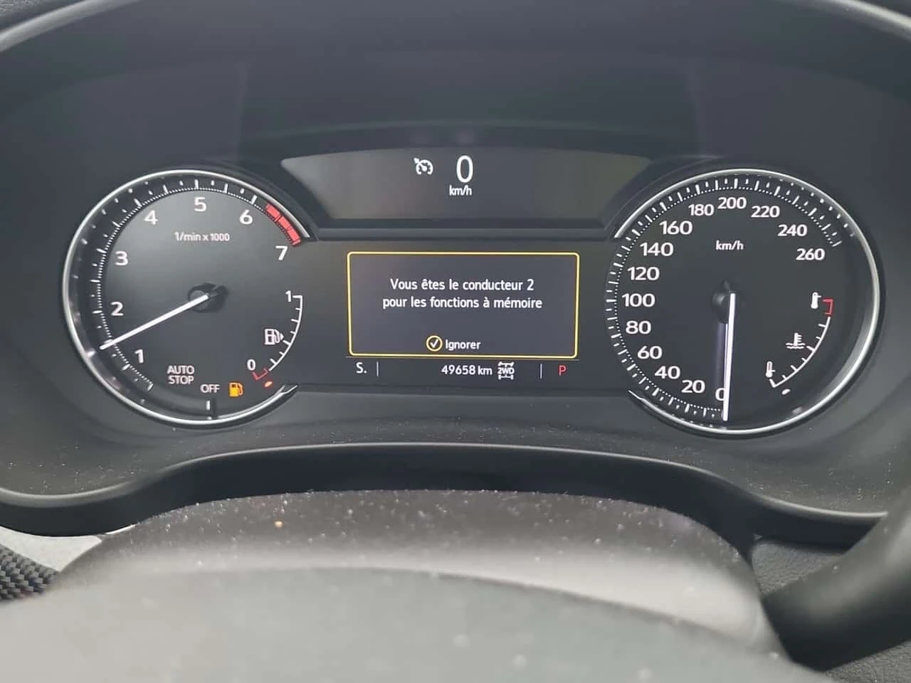 Cadillac XT4 AWD SPORT| HUD| PANO| ЗАДНА КАМЕРА| 2 КЛЮЧА| , снимка 9 - Автомобили и джипове - 56164677