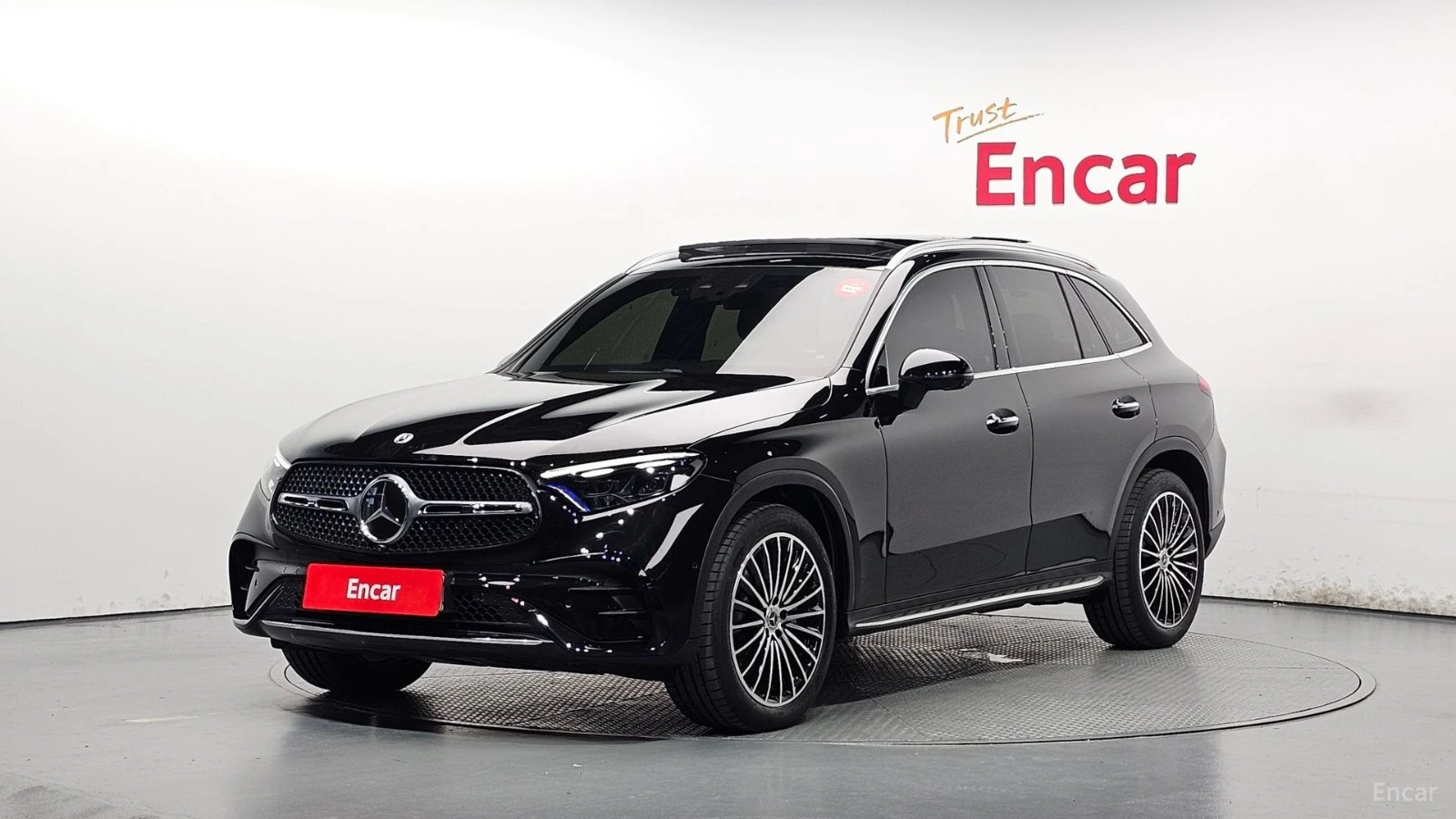 Mercedes-Benz GLC 300 4MATIC AMG LINE| HUD| 360| ОБДУХ| MEMORY| ACC