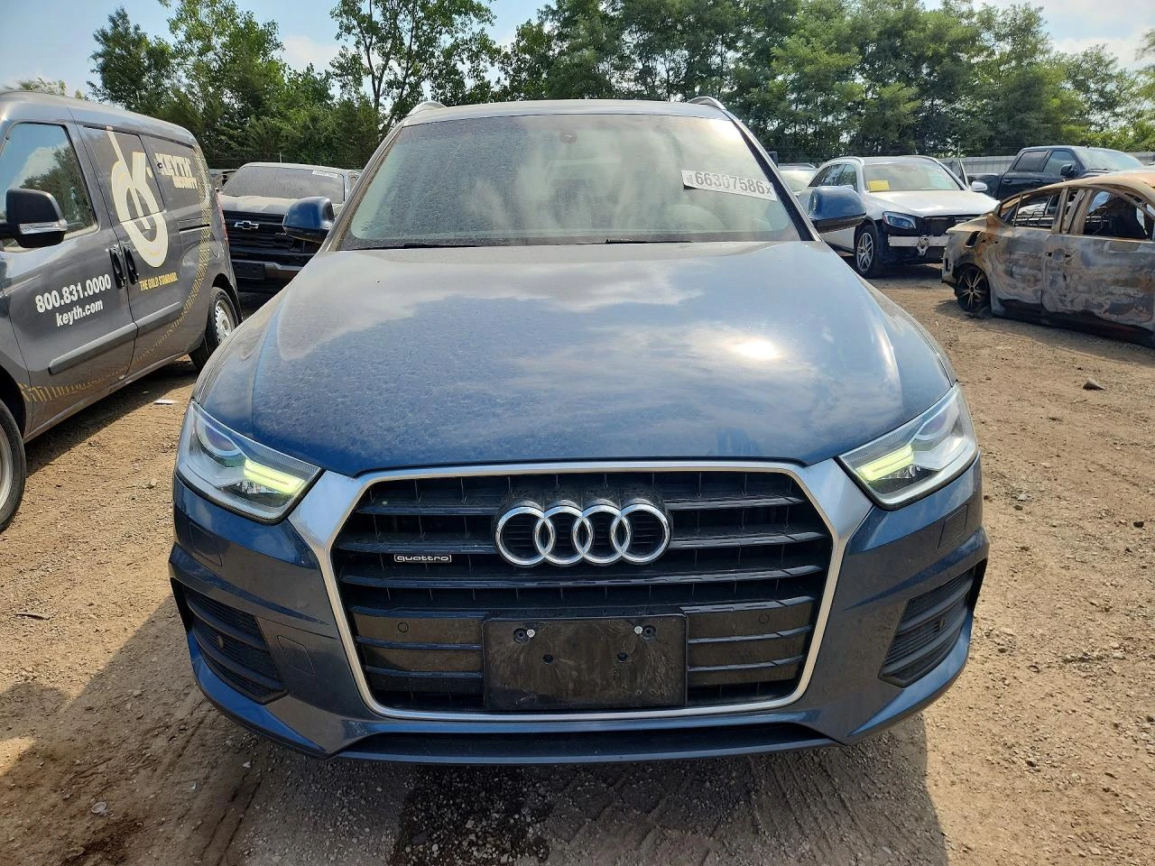 Audi Q3 2.0l Premium Plus, снимка 5 - Автомобили и джипове - 56348948