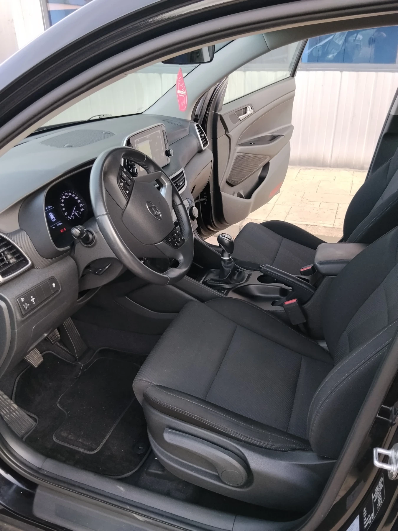 Hyundai Tucson, снимка 6 - Автомобили и джипове - 56409704