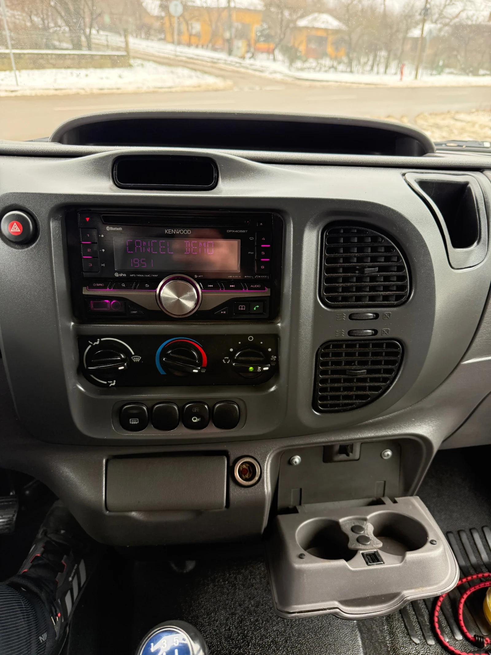 Ford Transit 2.0TDI 9 МЕСТА КЛИМАТИК ЛИЗИНГ - изображение 10