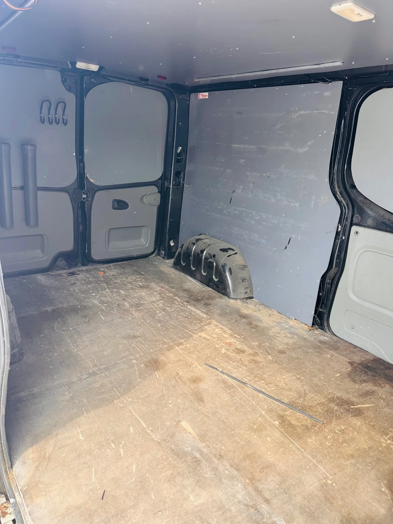 Opel Vivaro 2.0 CDTI 144PS, снимка 10 - Бусове и автобуси - 53913770