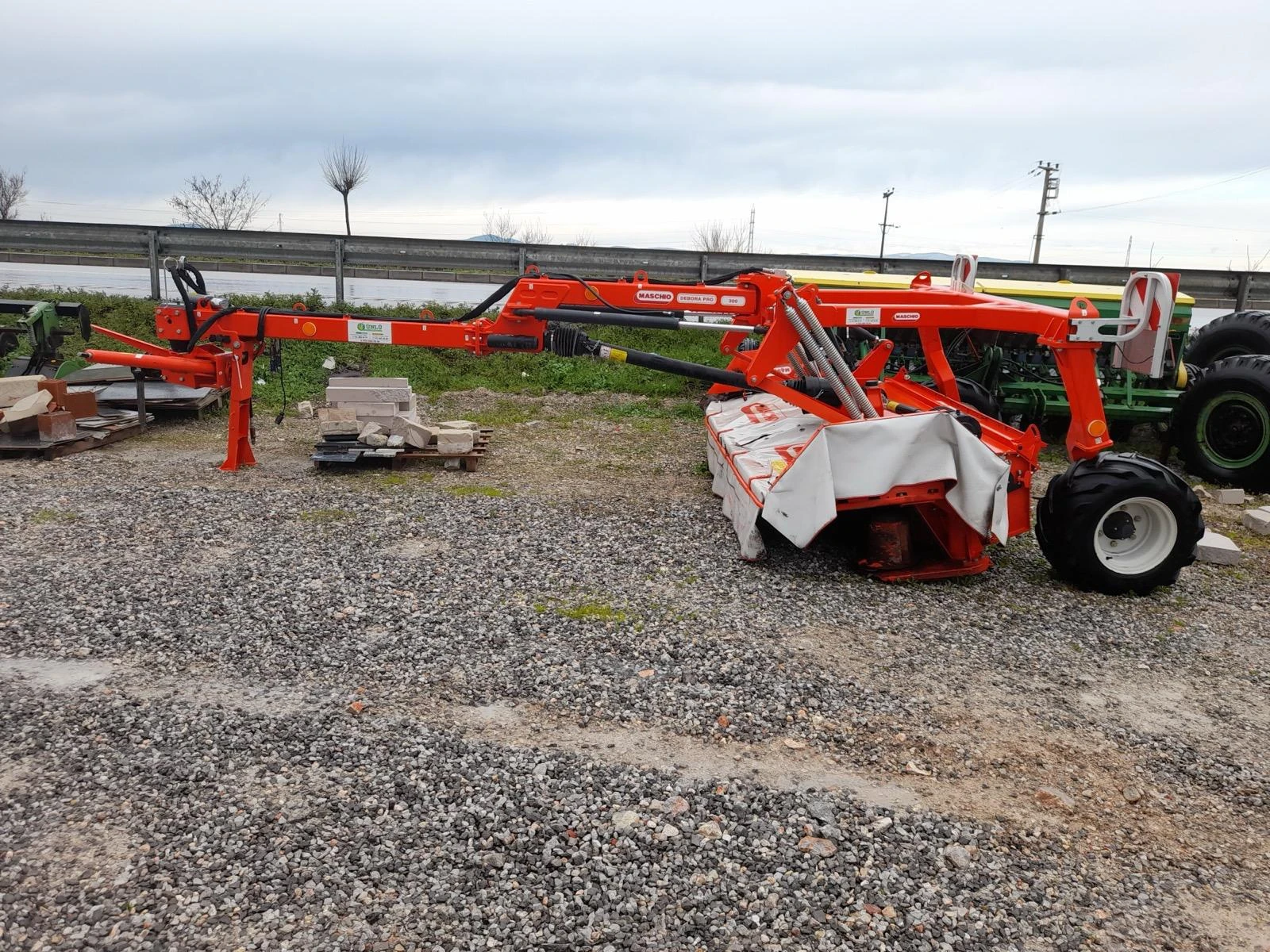 Сенокосачка Друга марка GASPARDO DEBORA PRO T 3000 FL, снимка 1